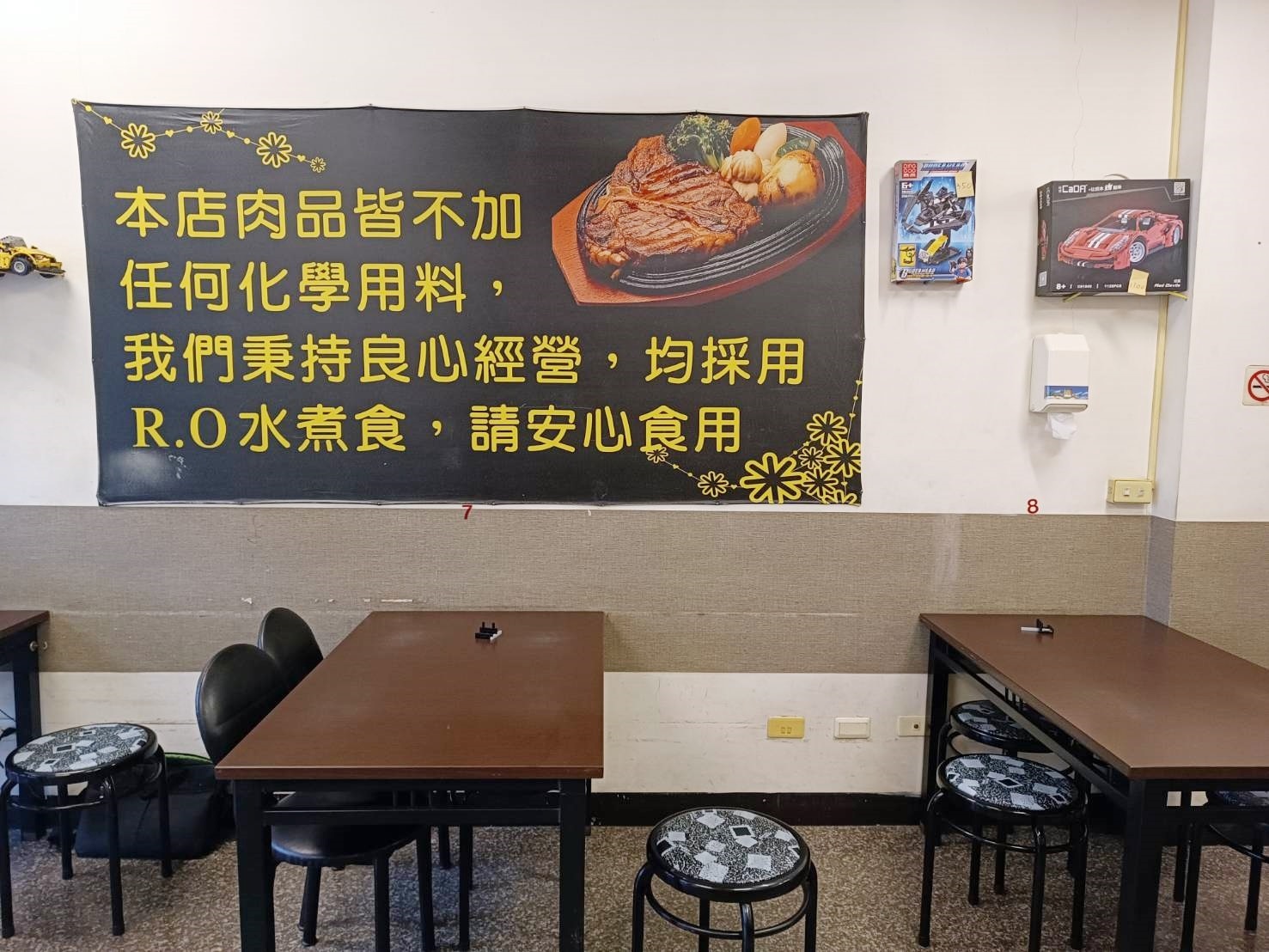 1391363.jpg